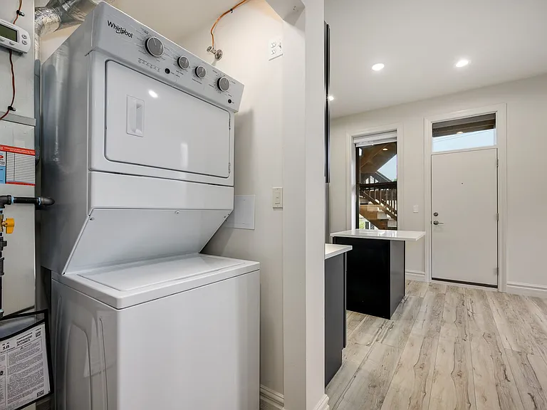 1710 W Belmont Ave #202 — Photo 10