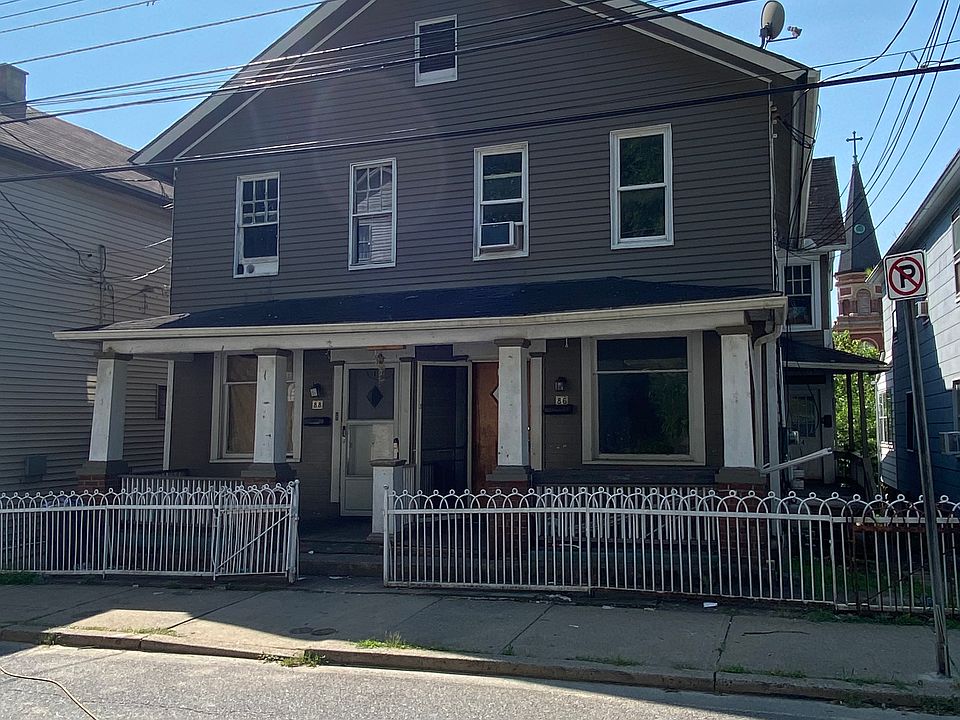 1st image of 86-88 E Walnut St #2
