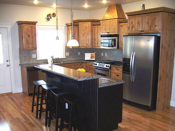 2nd image of 6029 N Willowdale Ln