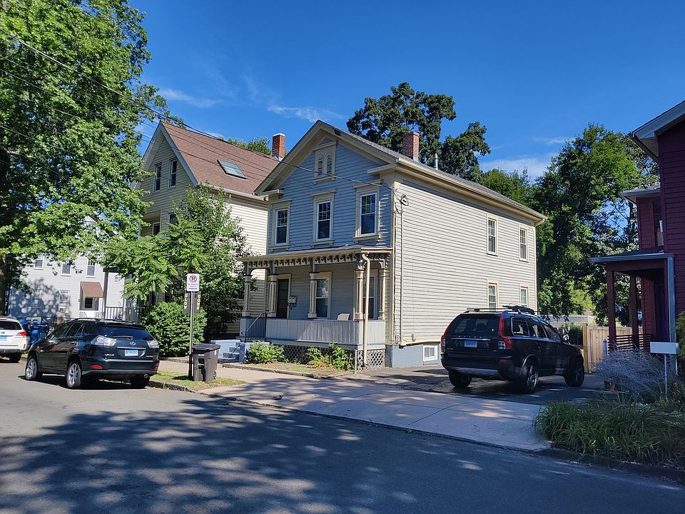 1st image of 213 Willow St #1
