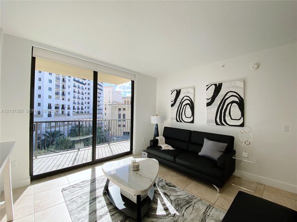 55 Merrick Way APT 704