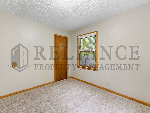 5th image of 7307 E Morris St