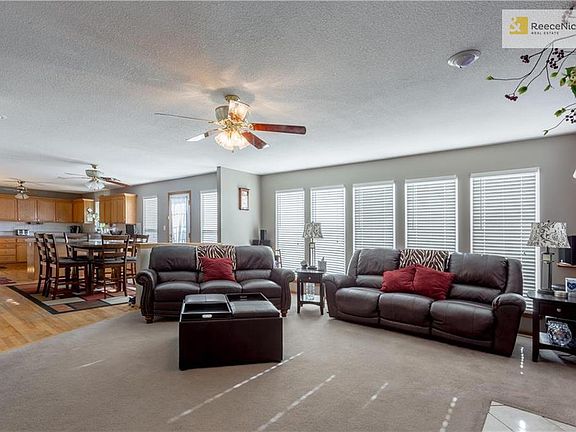 3rd image of 3317 S Elizabeth Ave