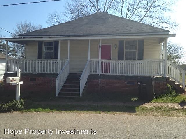 2nd image of 71 Arnold St