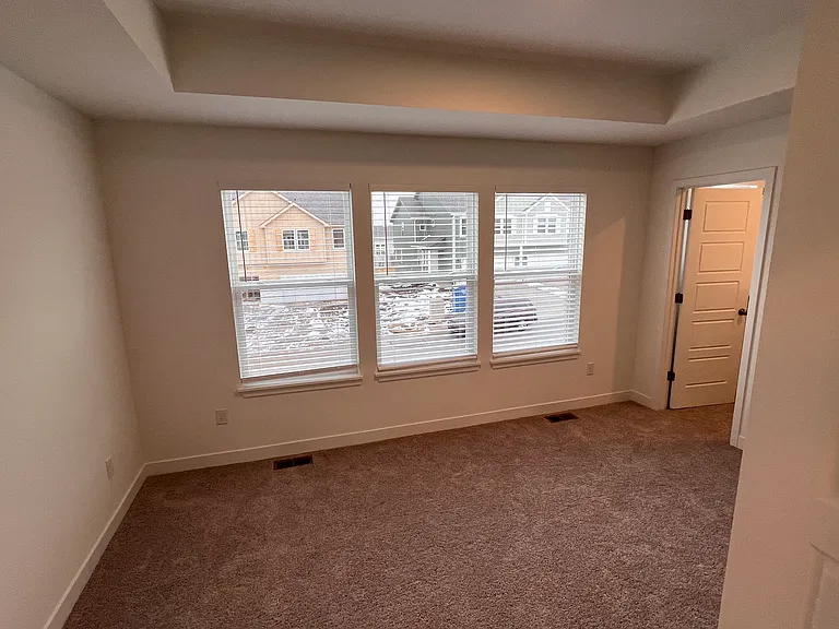 3718 SW Knoxville Ct — Photo 12