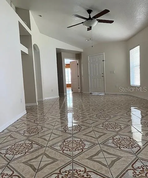 8434 Quarter Horse Dr — Photo 10