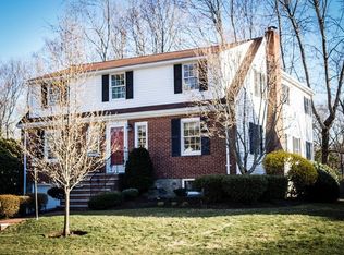 7 Glendower Rd, Melrose, MA 02176