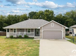 4045 SE 23rd Ter, Tecumseh, KS 66542
