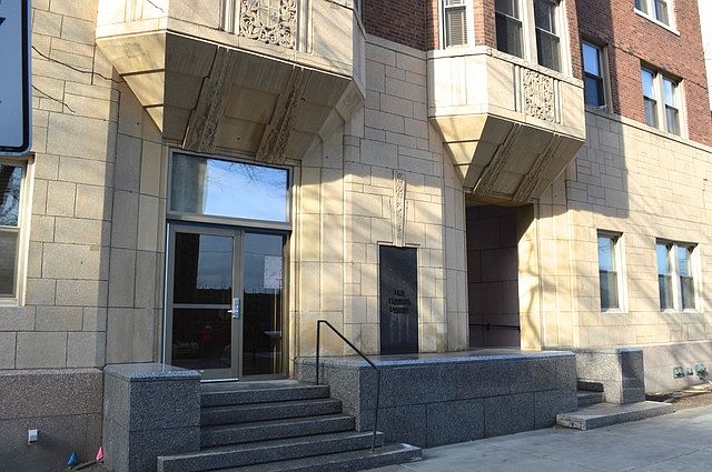 1st image of 5000 S Cornell Ave
