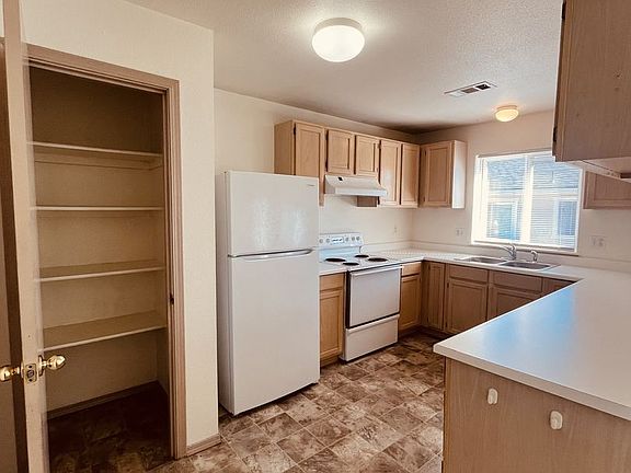 5th image of 3052 Sheraton Ct #A-d