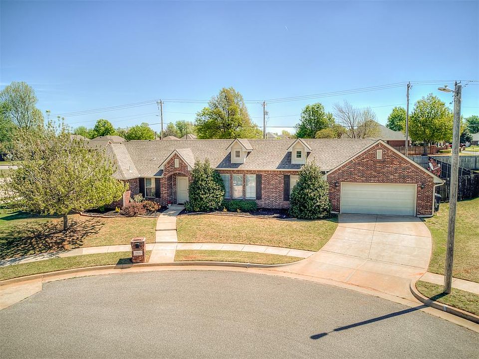 1st image of 2920 Green Canyon Dr