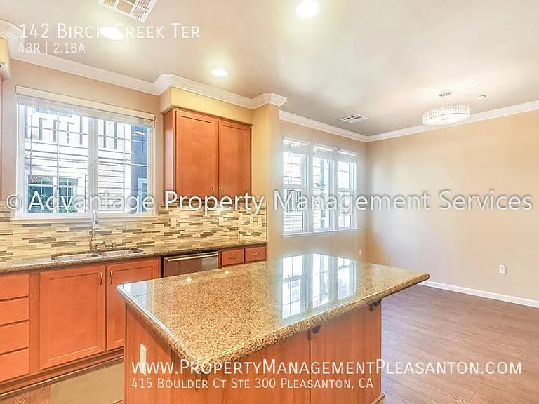 142 Birch Creek Ter — Photo 6