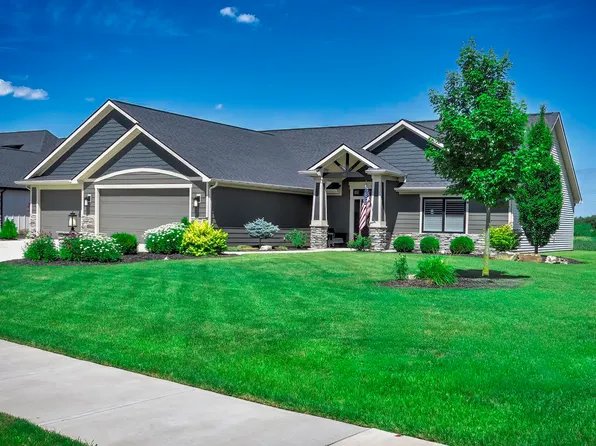 12770 Passerine Blvd, Fort Wayne, IN 46845