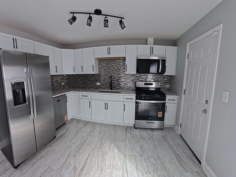22143 Navaho Ave — Photo 3