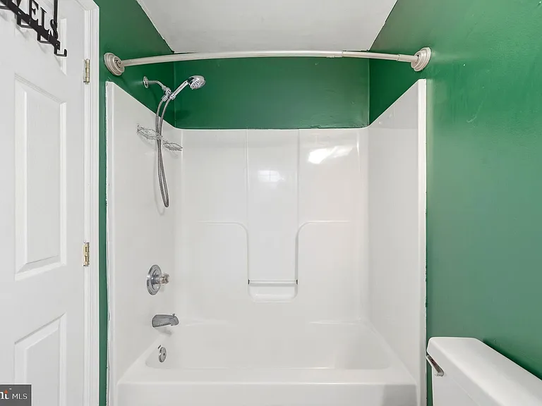 6743 Amherst Rd — Photo 24