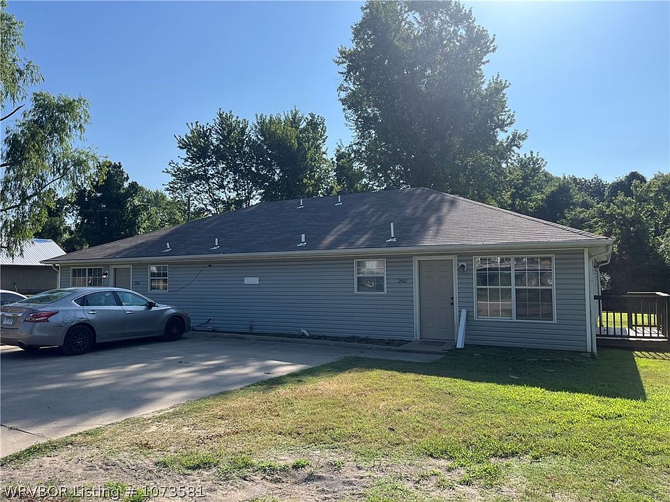 1st image of 2904 Zion Pl
