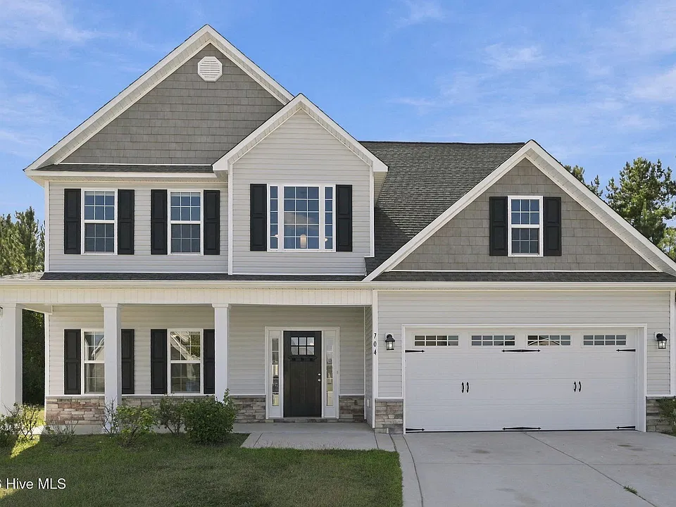 704 Drew Ct
