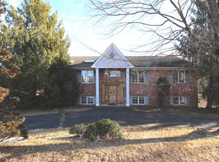 1940 Holland Brook Rd W, Somerville, NJ 08876