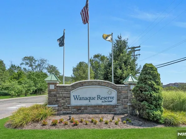 1201 Warrens Way, Wanaque, NJ 07465