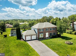 414 Bow Ln, Gilbertsville, PA 19525