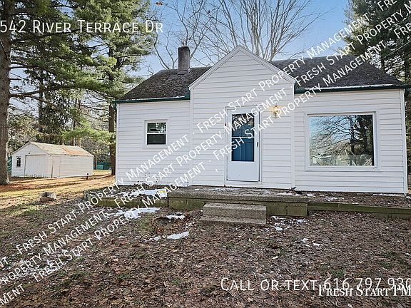 3rd image of 1542 River Terrace Dr