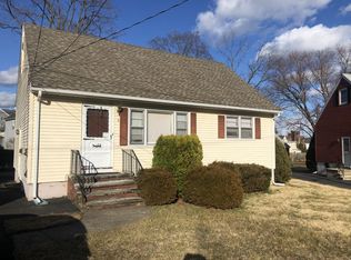 6 Belleview Ter, Butler, NJ 07405