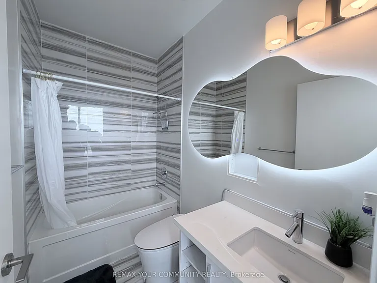 2220 Lakeshore Ave #Penthouse 2 — Photo 19