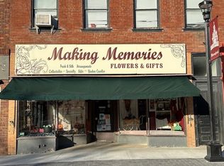 108 S Madison St, Bloomfield, IA 52537