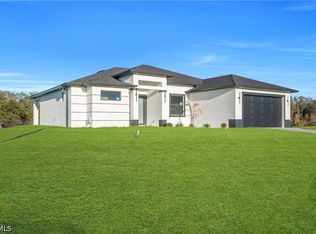 3019 46th St W, Lehigh Acres, FL 33971