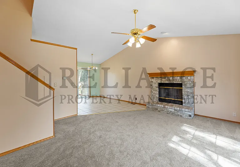 8502 W Westlawn Cir — Photo 5