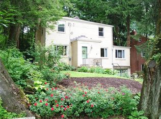 108 Rutledge Dr, Pittsburgh, PA 15215