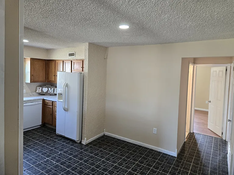 21 Aldeberan Dr — Photo 6