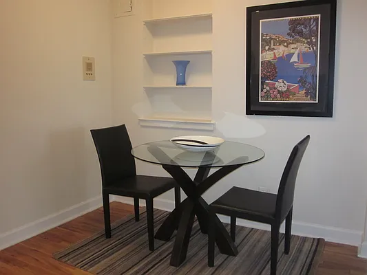 Rented by Metropolitan Equities | media 15