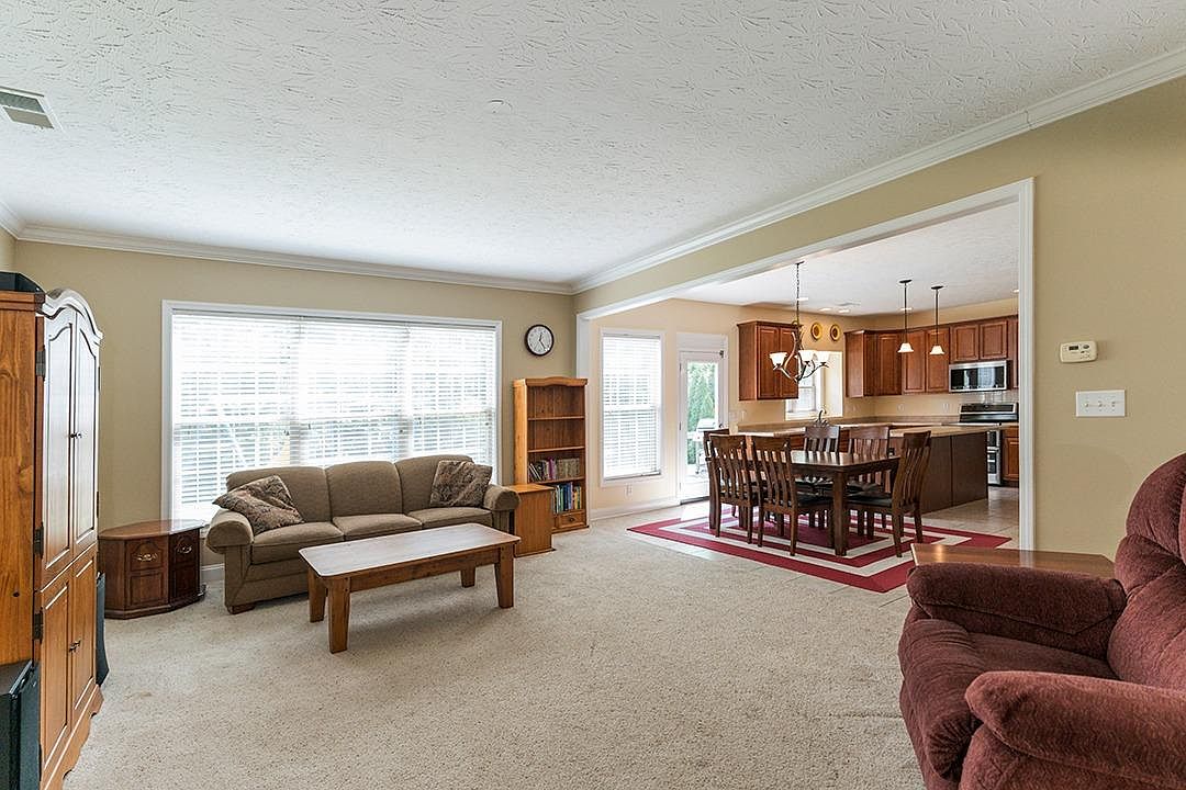 133 Gleneagles Way, Versailles, KY 40383 Zillow