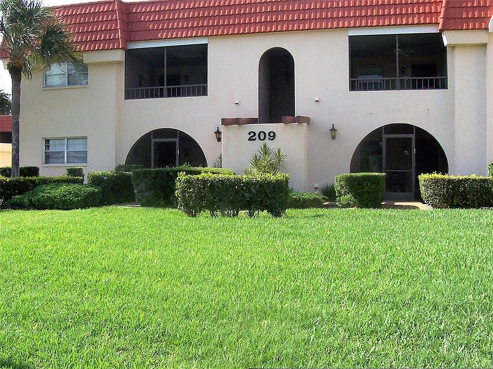 1st image of 209 Rubens Dr APT A