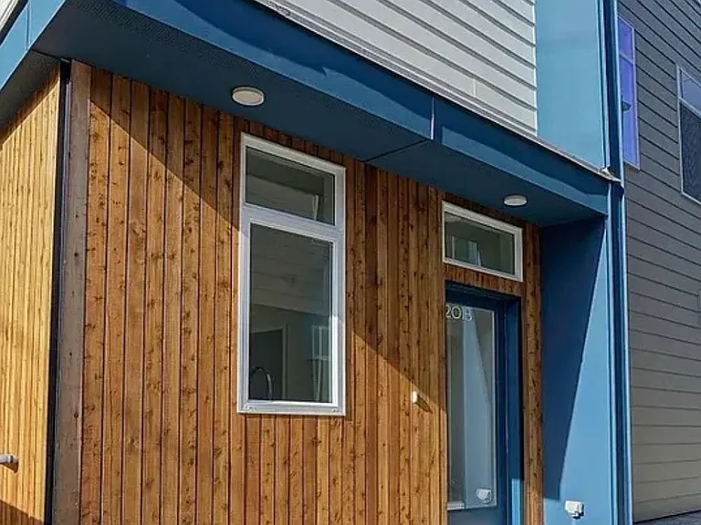 5203B Ravenna Ave NE — Photo 1