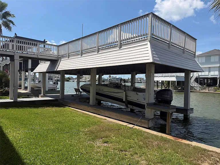 3421 Jolly Roger Cir — Photo 3