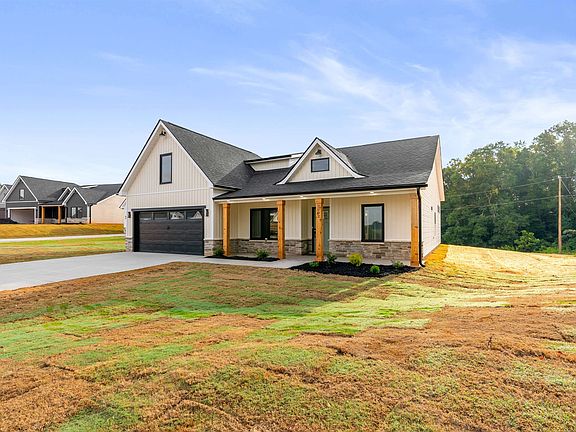 3rd image of 2002 Meadow Glen Ct