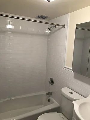 Rented by Your Vanity Realty | media 42