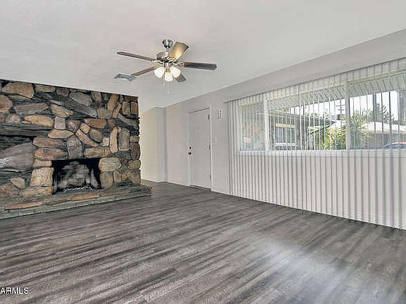 3rd image of 746 E Park Pl