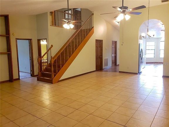 3rd image of 9516 Aqua Ln