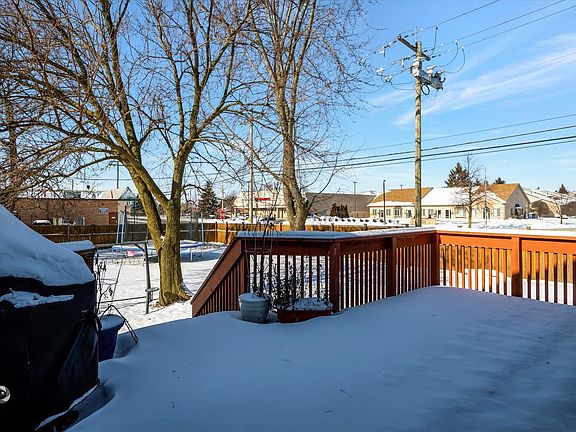 4th image of 16700 Tinley Park Dr