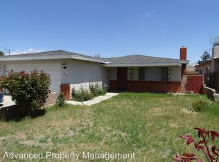 814 Oakwood St, Tehachapi, CA 93561
