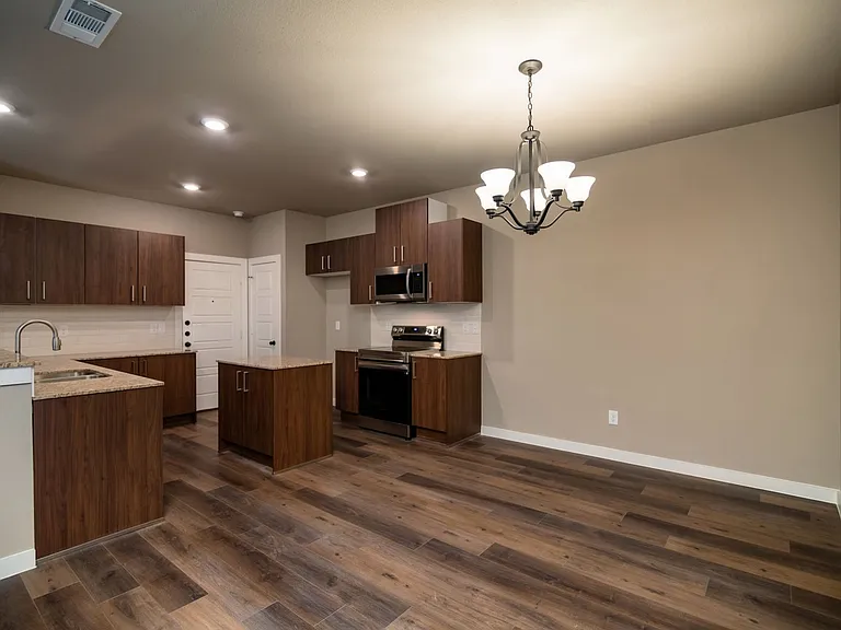 621 Fallow Dr — Photo 8