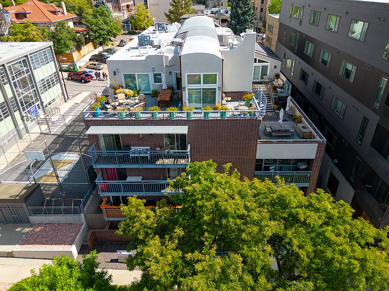 830 N Sherman St — Photo 16