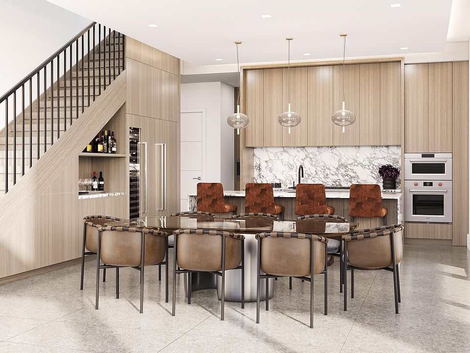 1st image of 136 NE 7th Avenue