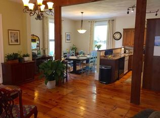 10 Pleasant St APT 1A, Georgetown, MA 01833