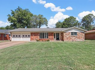2812 Southgate Dr, Fort Worth, TX 76133