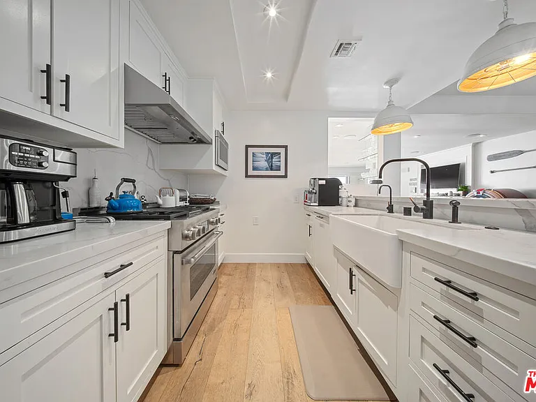 1 Eastwind St #203 — Photo 10