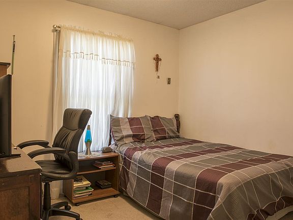 5th image of 343 W Bruce St